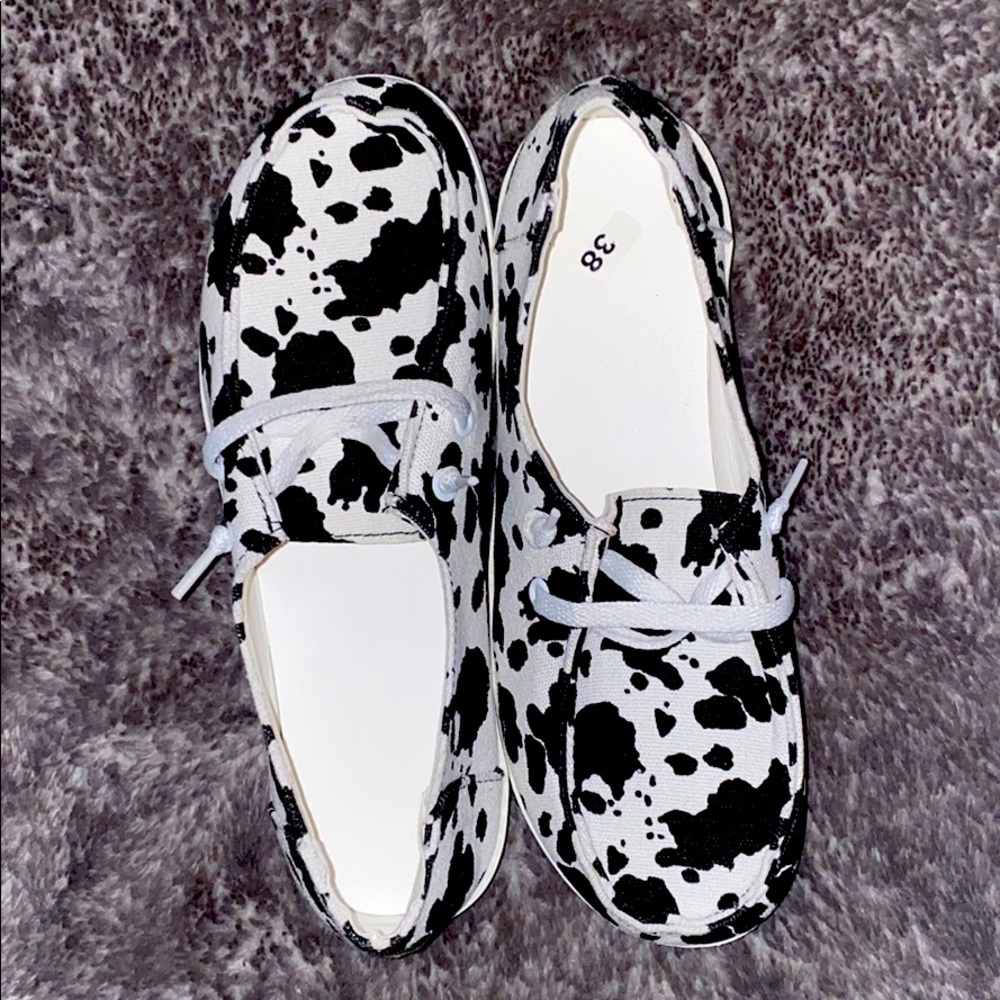 Cow print Canvas Slip-ons